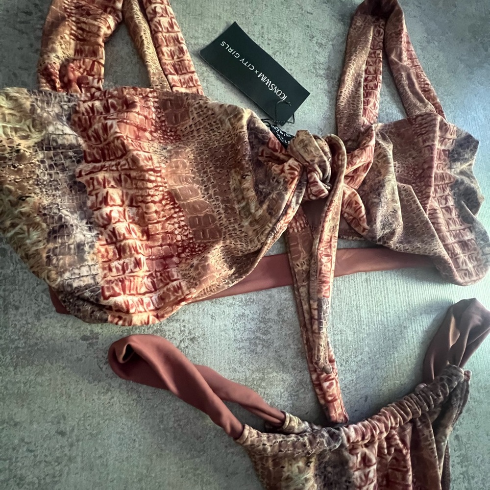 Brown Bikini Set with Elegant Swim Design